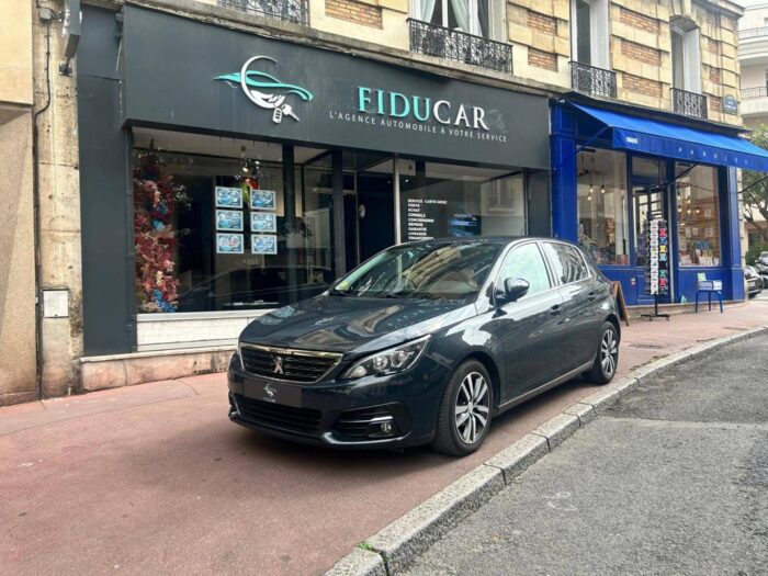 Peugeot 308 1.5 Blue HDi 102 cv